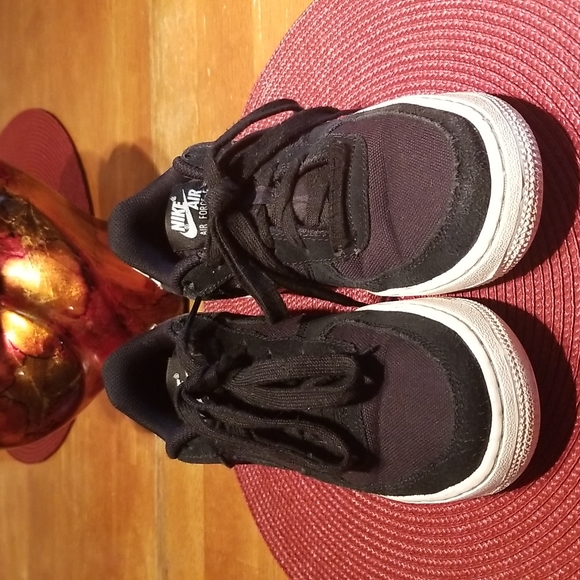 Nike Air Force One AF1. Size 6.5 - Picture 5 of 12